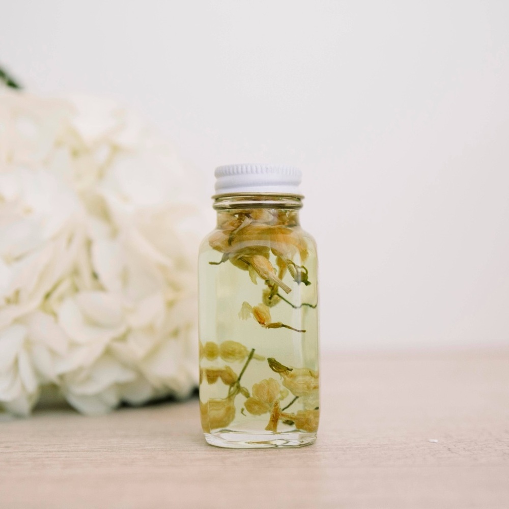 Botanical Bath Oil (Chamomile)